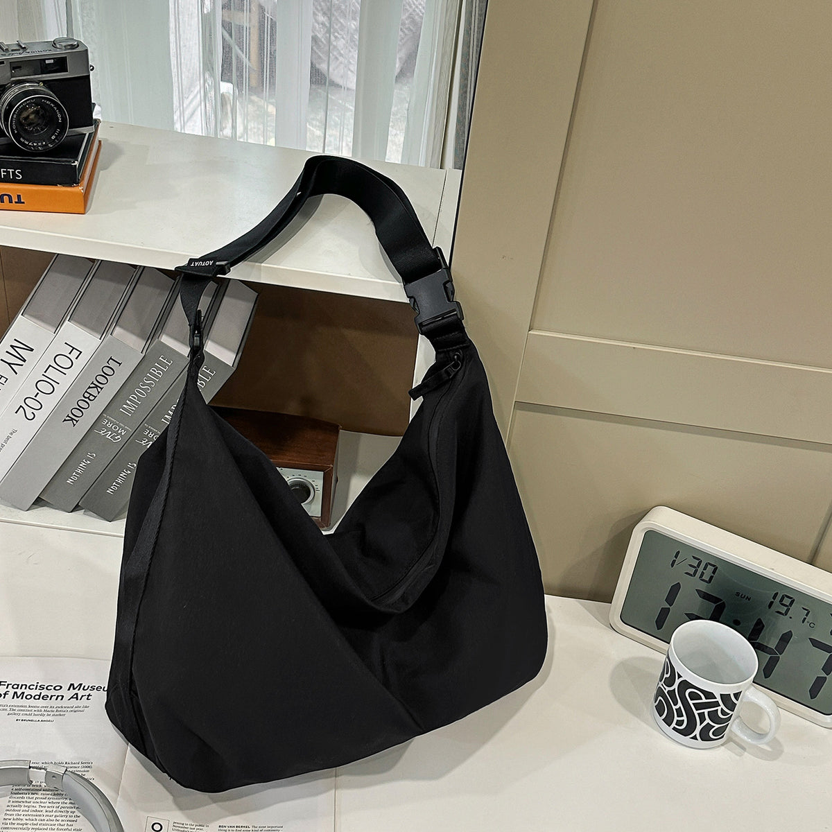 Women's & Men's Working Style Oxford Cloth Leisure Large Women's Messenger Bag