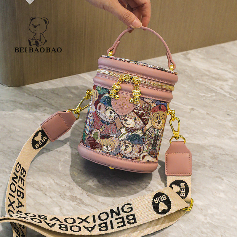 Women's Source Design Cartoon Bear Mobile Bags