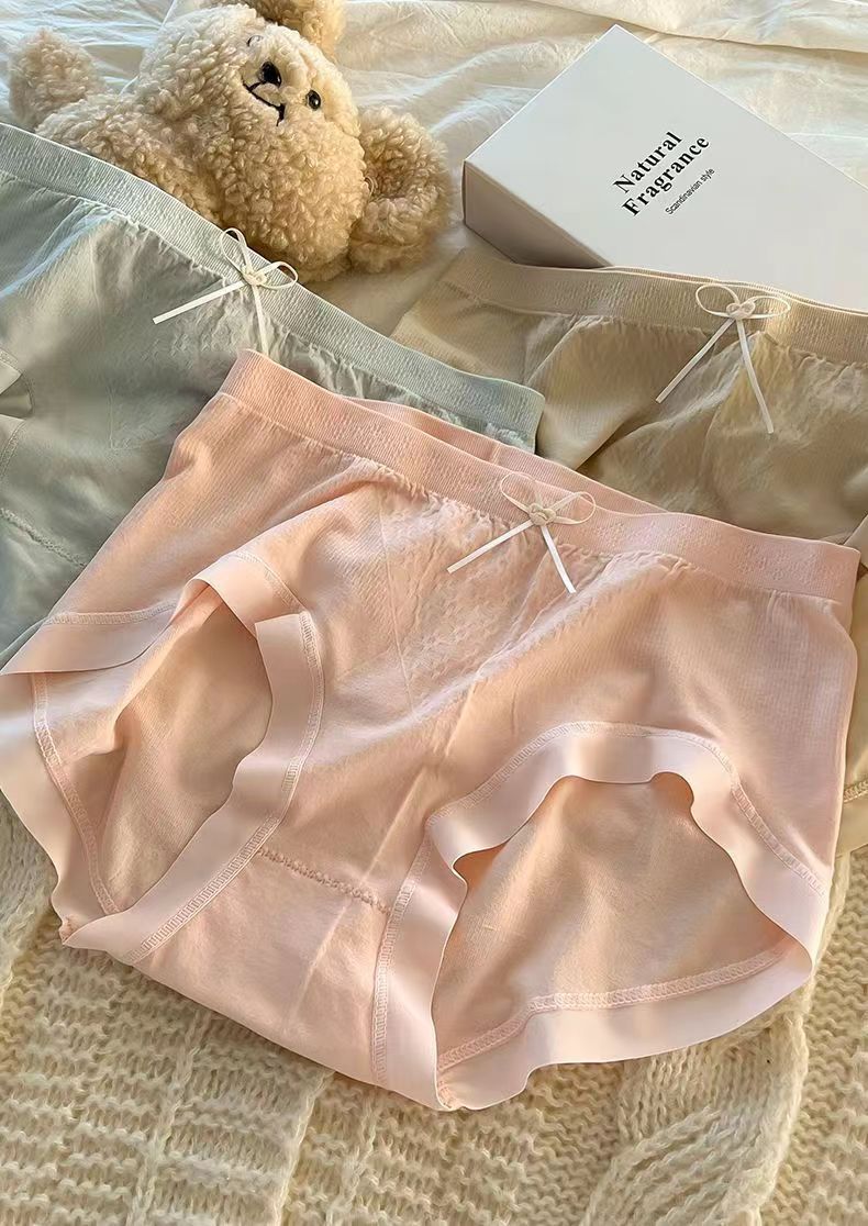 Women's Ice Silk Thin Underwear Nude Feel Breathable Bow Antibacterial Panties