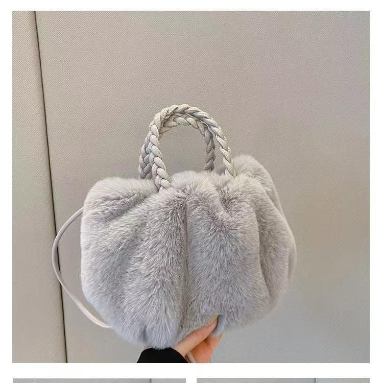 Plush Pumpkin Fashionable Underarm High-grade Design Shoulder Bags