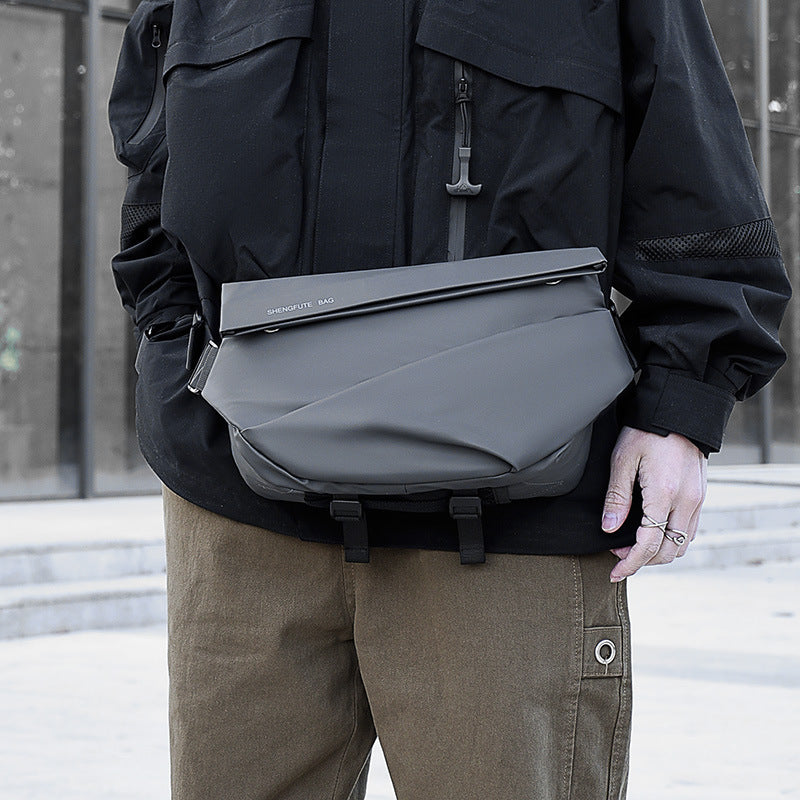 Elegant Men's Popular Slouchy Trendy High-grade Men's Chest Bags