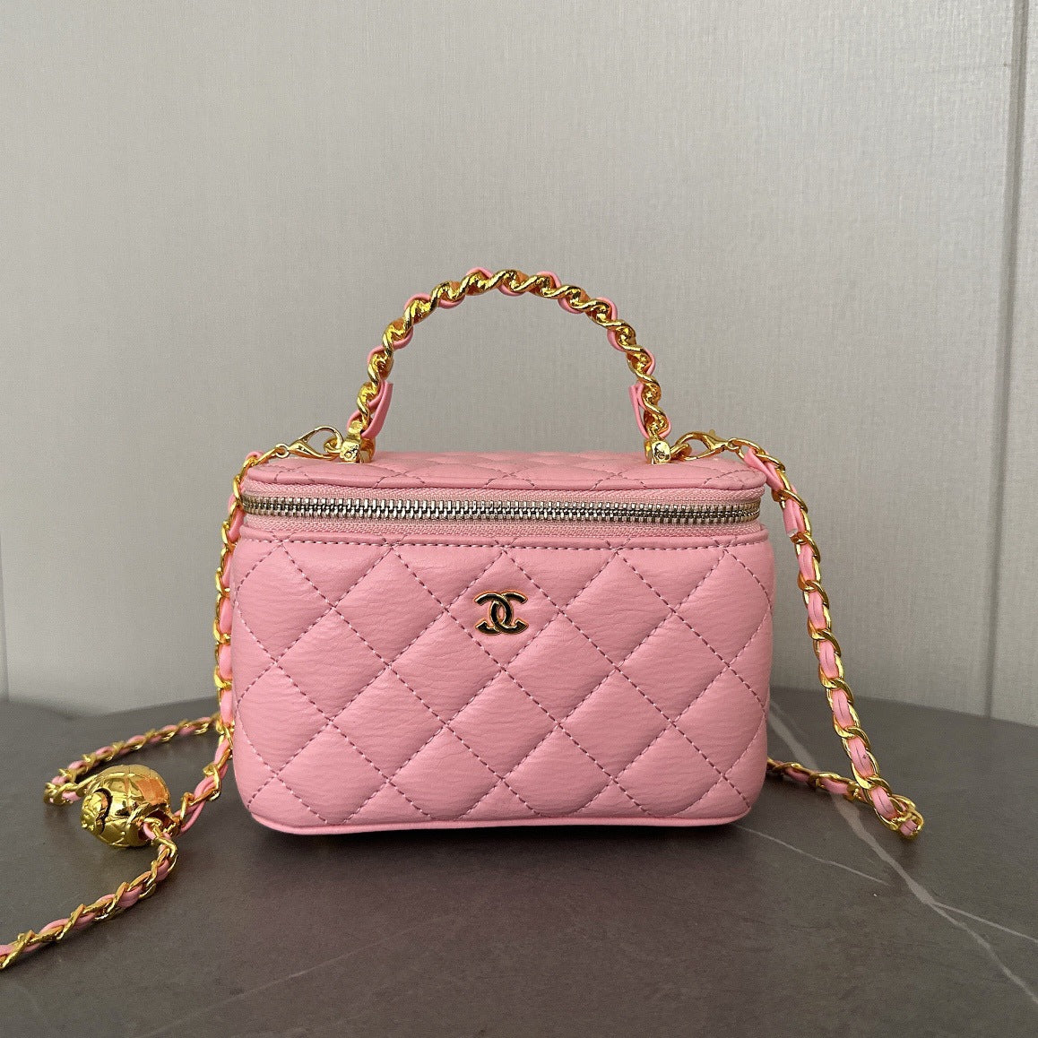 Women's Style Genuine Leather Diamond Chain Portable Box Women's Messenger Bag