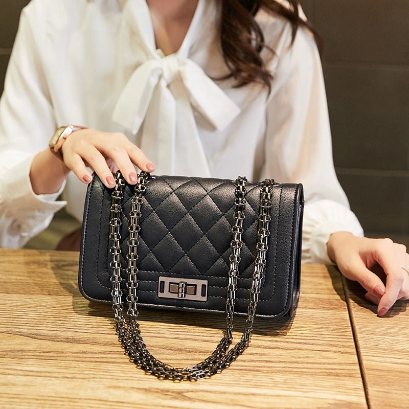 Women's Diamond Pattern Original Chain Texture Korean Style Crossbody Bags