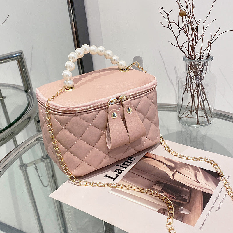 Women's Versatile Design High-grade Pearl Good-looking Handbags