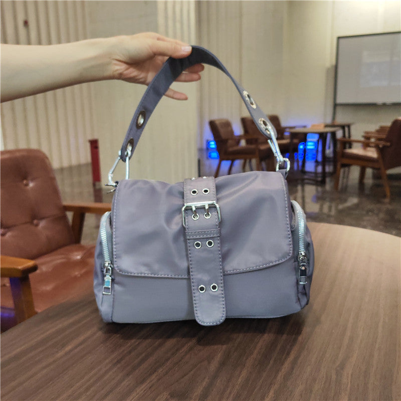 Beautiful Graceful Niche Personality Design Retro Shoulder Bags