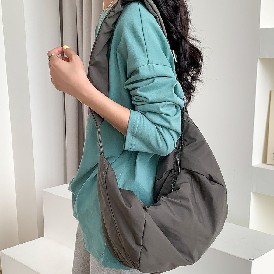 Women's Summer Nylon Dumpling High-grade Solid Color Crossbody Bags
