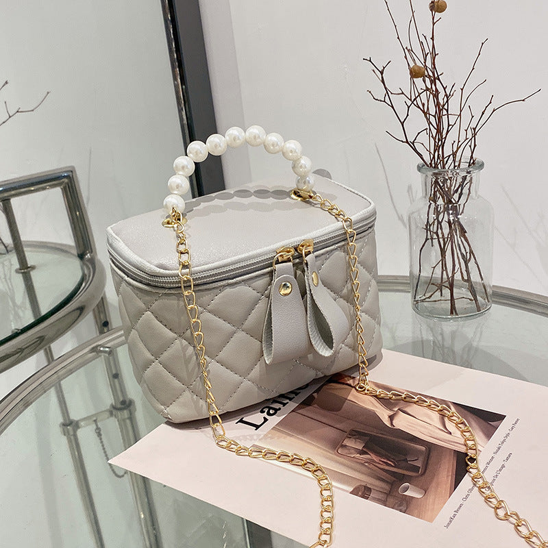 Women's Versatile Design High-grade Pearl Good-looking Handbags