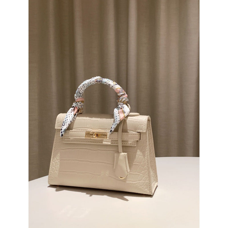 Women's High Texture Light Luxury Gold Kelly Crossbody Bags