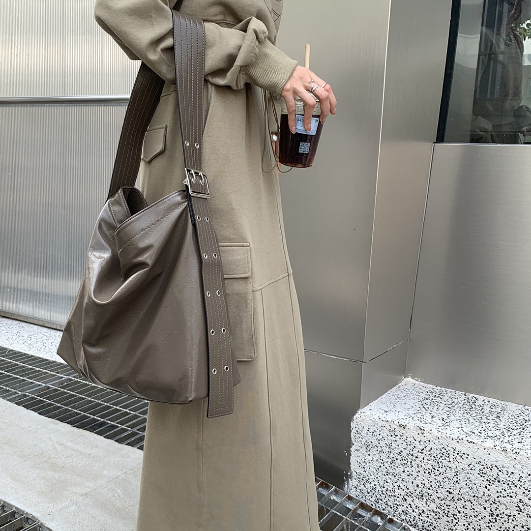 Large Capacity Texture Western Style Wide Strap Shoulder Bags