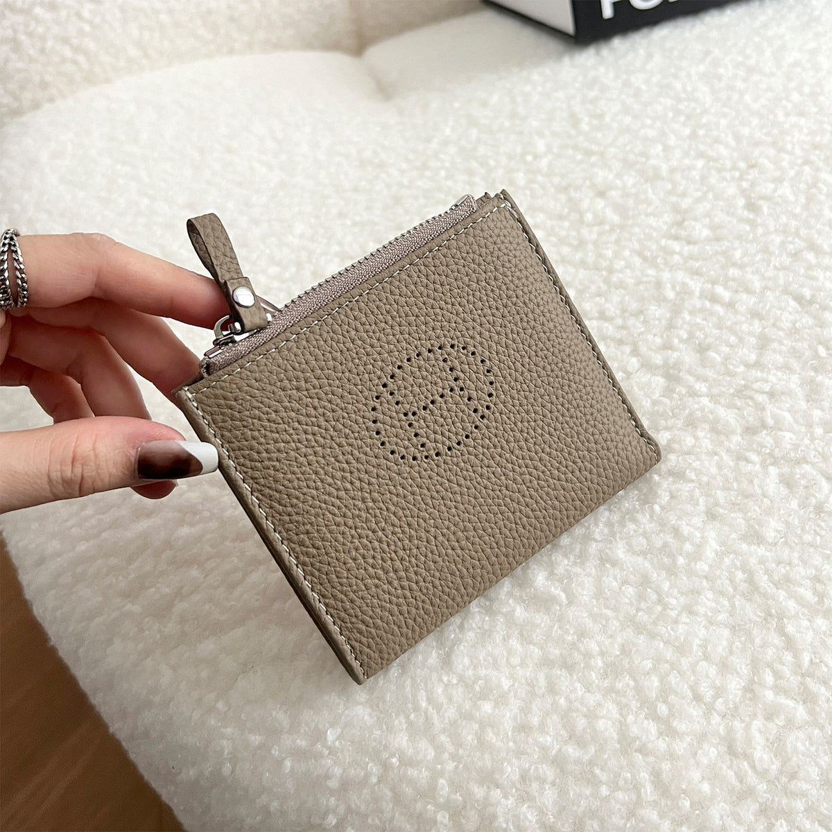 Female Short One Hollow Mini Cowhide Card Holder