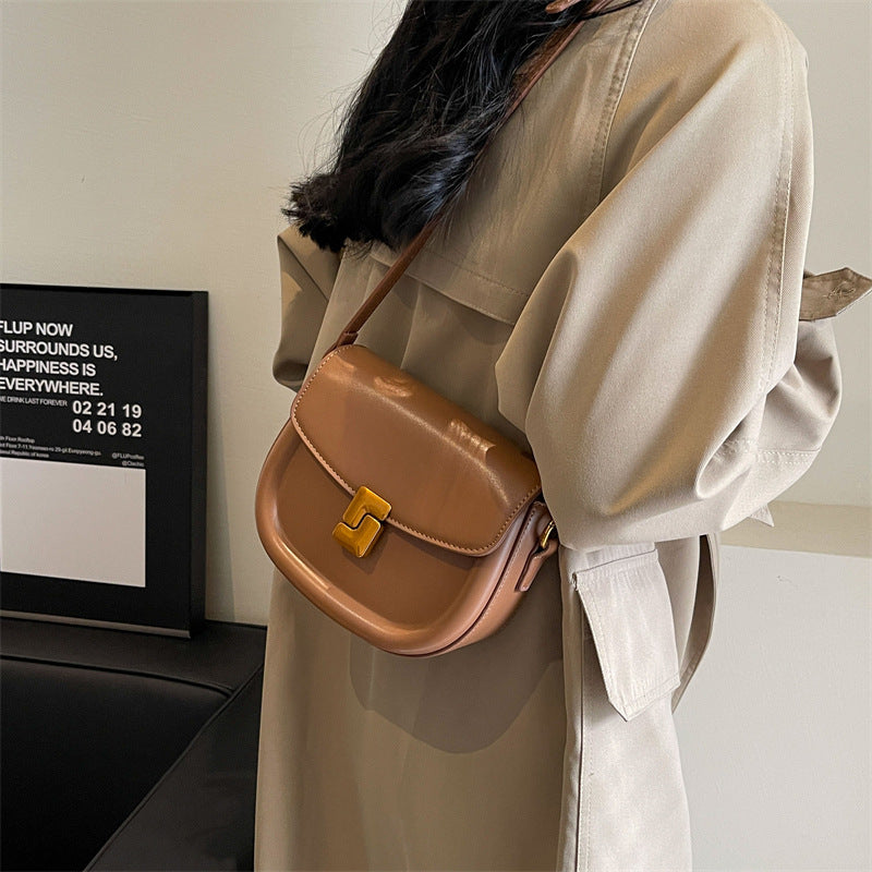 Women's High Sense Saddle Fashion Retro Crossbody Bags