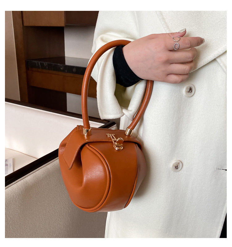 Female Retro Personalized Popular Fashionable Stylish Bags
