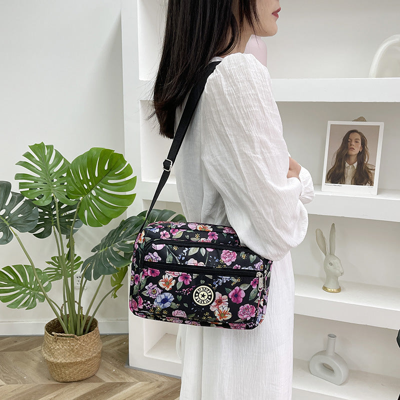 Women's Mother Oxford Cloth Stall Flower Crossbody Bags