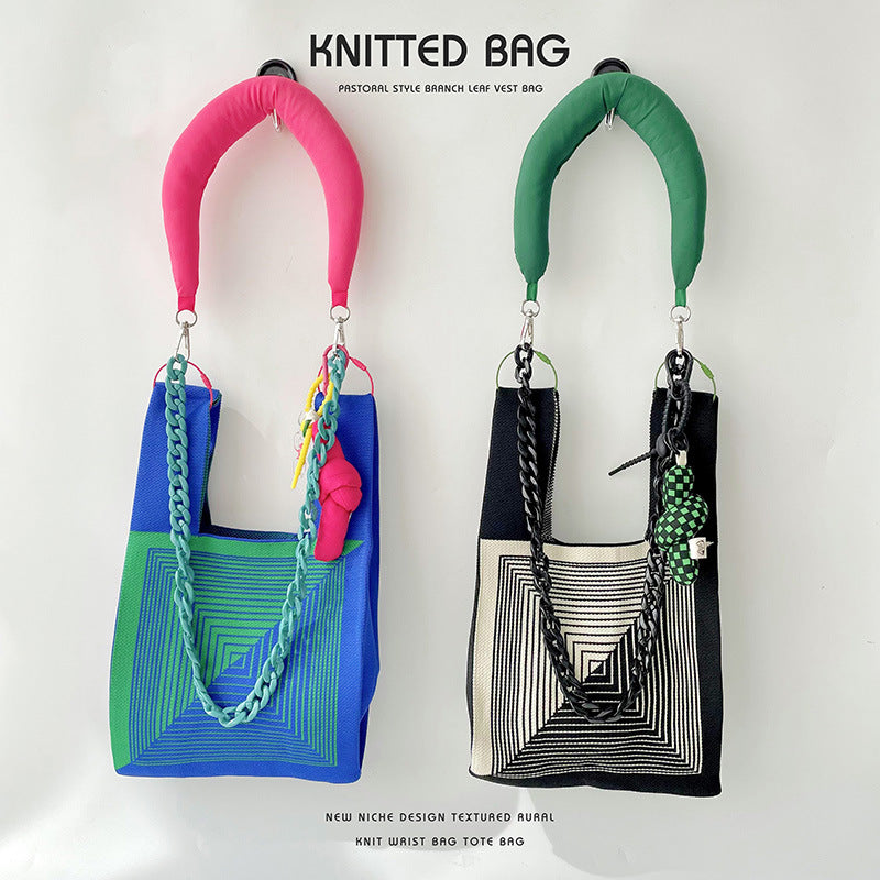 Niche Design Black White Clip Woven Shoulder Bags