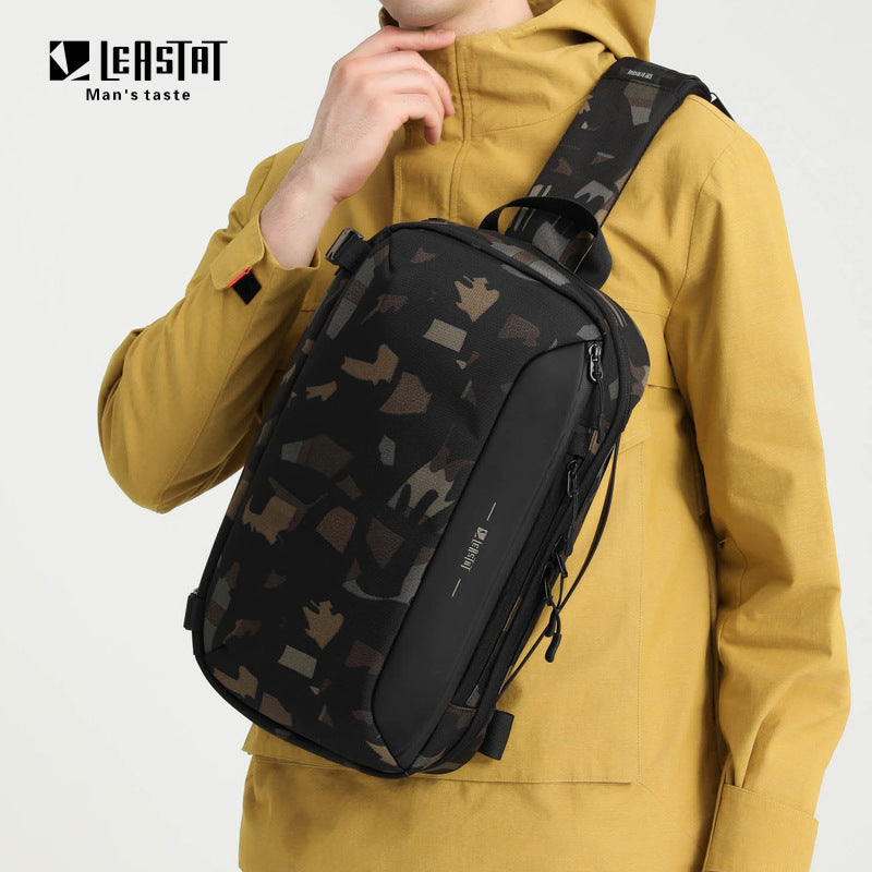 Men's Large Capacity Business Leisure Commute Shoulder Bags