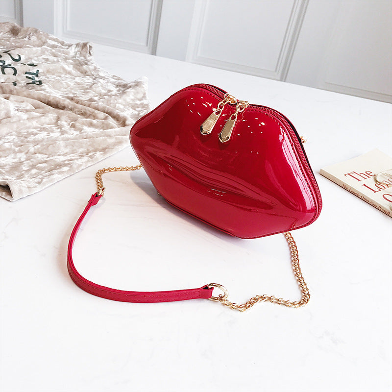 Women's Leather Lip Dinner Glossy Chain Nightclub Disco Hand Holding Handbags