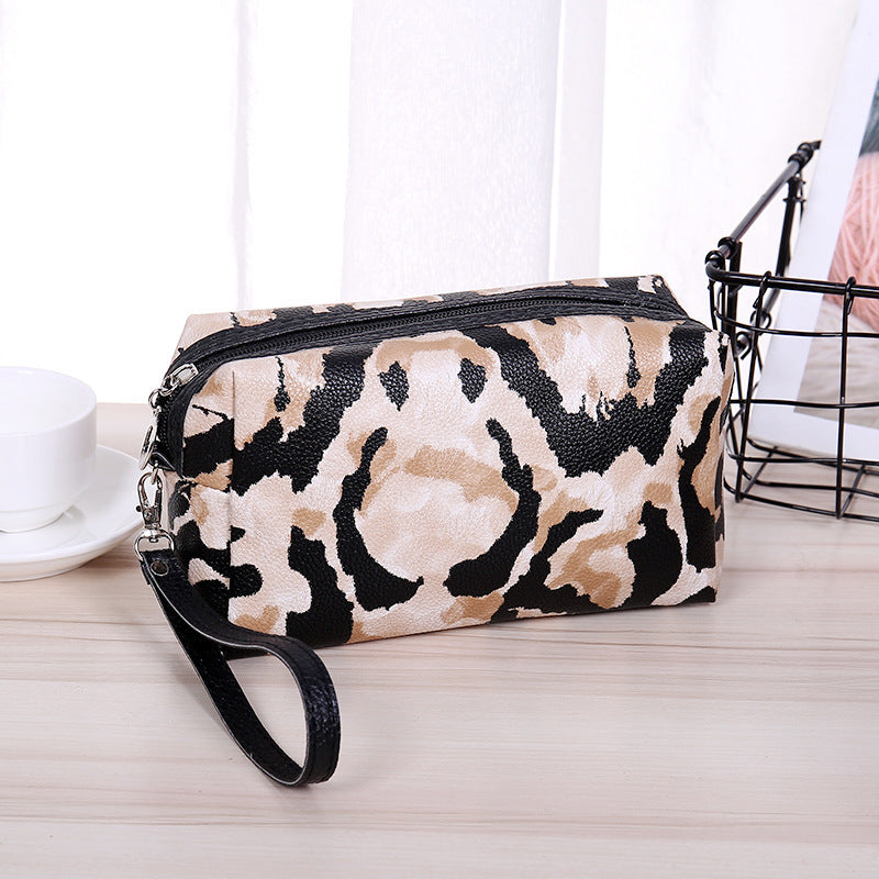 Women's One-piece Leopard Print Cosmetics Storage Portable Makeup Bag