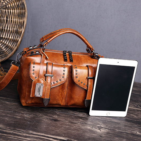 Women's Retro Oil Waxed Leather Portable Fashion Bags