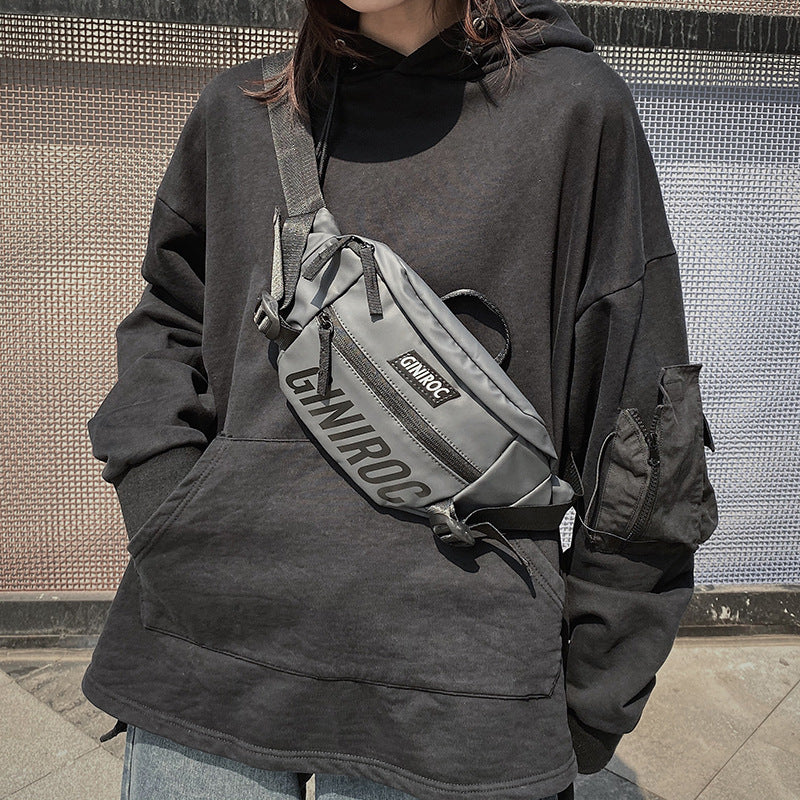 Men's Cool College Fried Street Fashion Men's Chest Bags