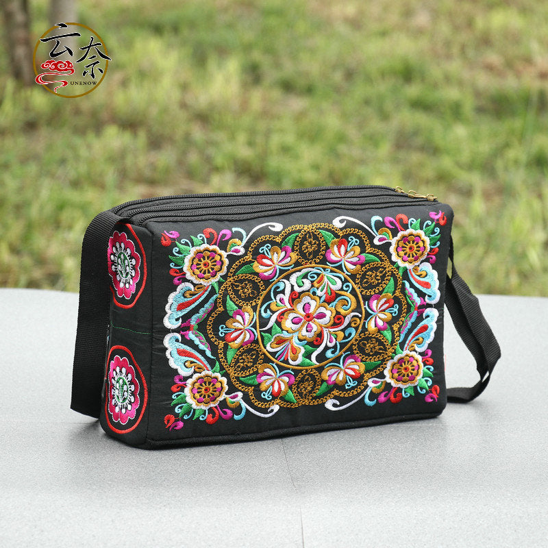 Women's Yunnan National Style Embroidered Ethnic Crossbody Bags
