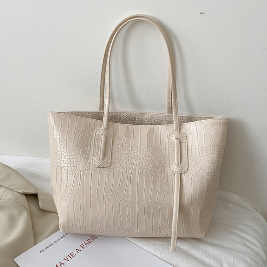 Women's Simple Large Capacity Fashionable Portable Shoulder Bags