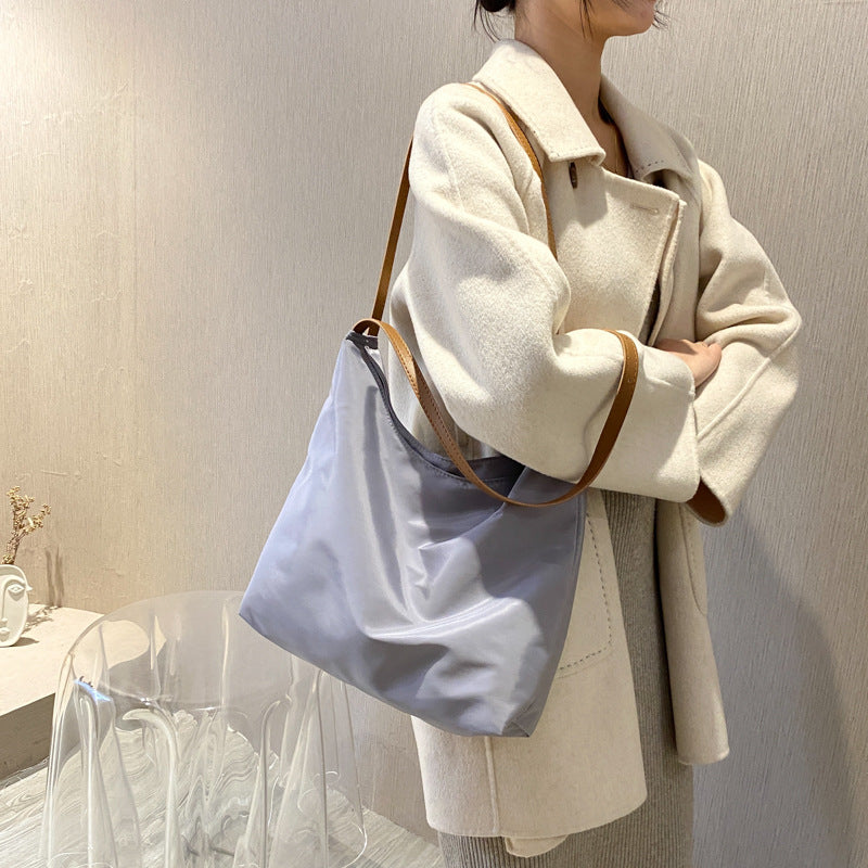 Women's Fashion Simple Western Style Underarm Hand Bags