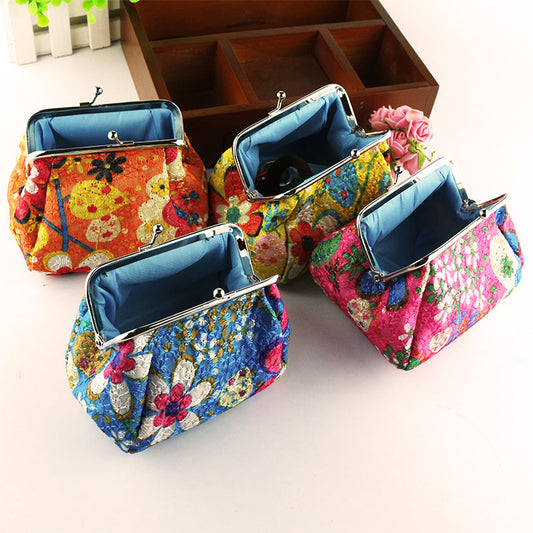 Women's Large Capacity Embroidery Fabric Hand Holding Coin Purses