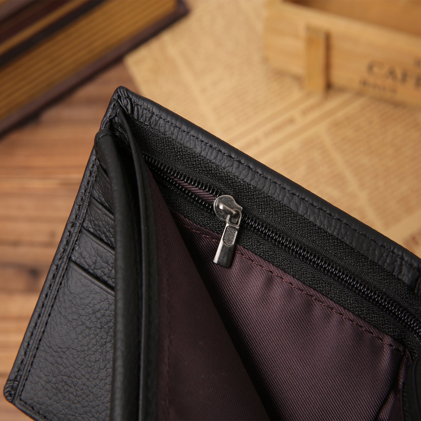 Versatile Attractive Men's Short Genuine Leather Men's Wallets