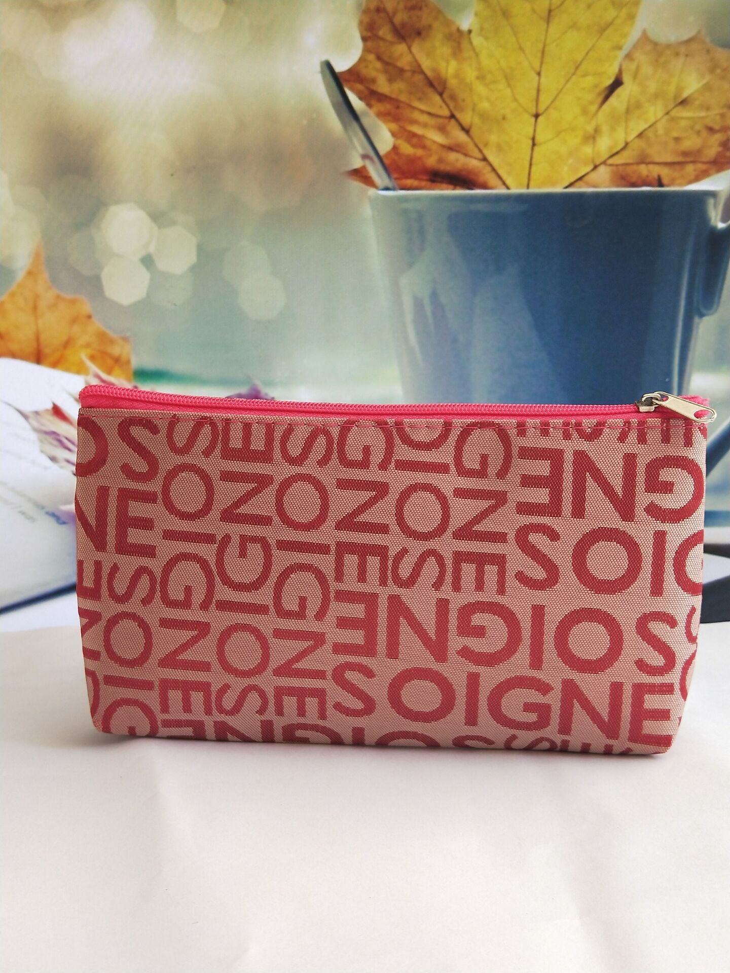 Women's Korean Leisure Letter Jacquard Horizontal Hand-held Cosmetic Bags