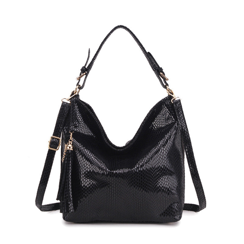 Beautiful Women's Russian Serpentine Tassel Moon Women's Shoulder Bag