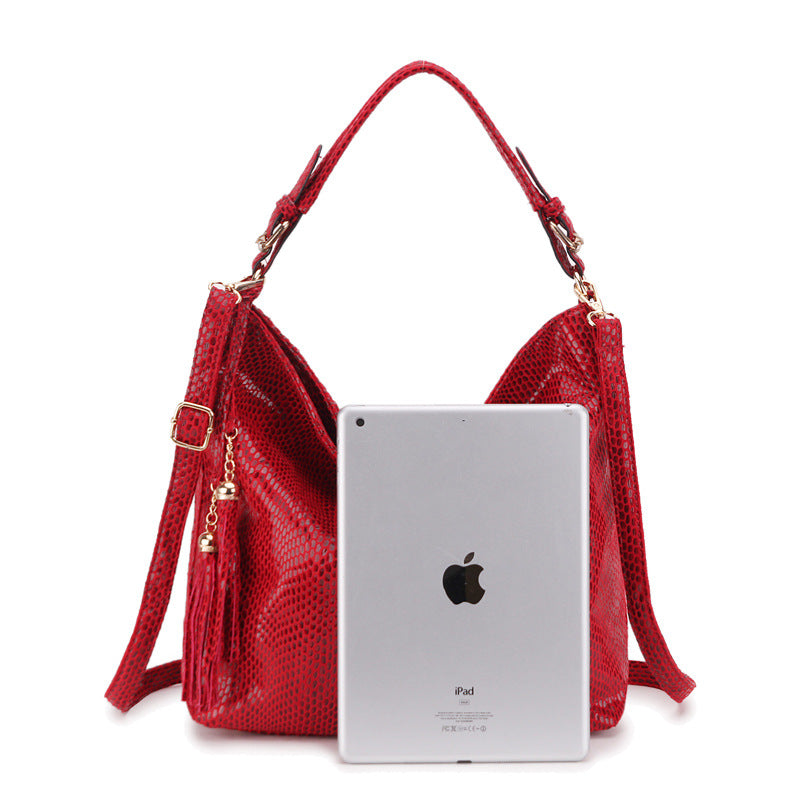 Beautiful Women's Russian Serpentine Tassel Moon Women's Shoulder Bag