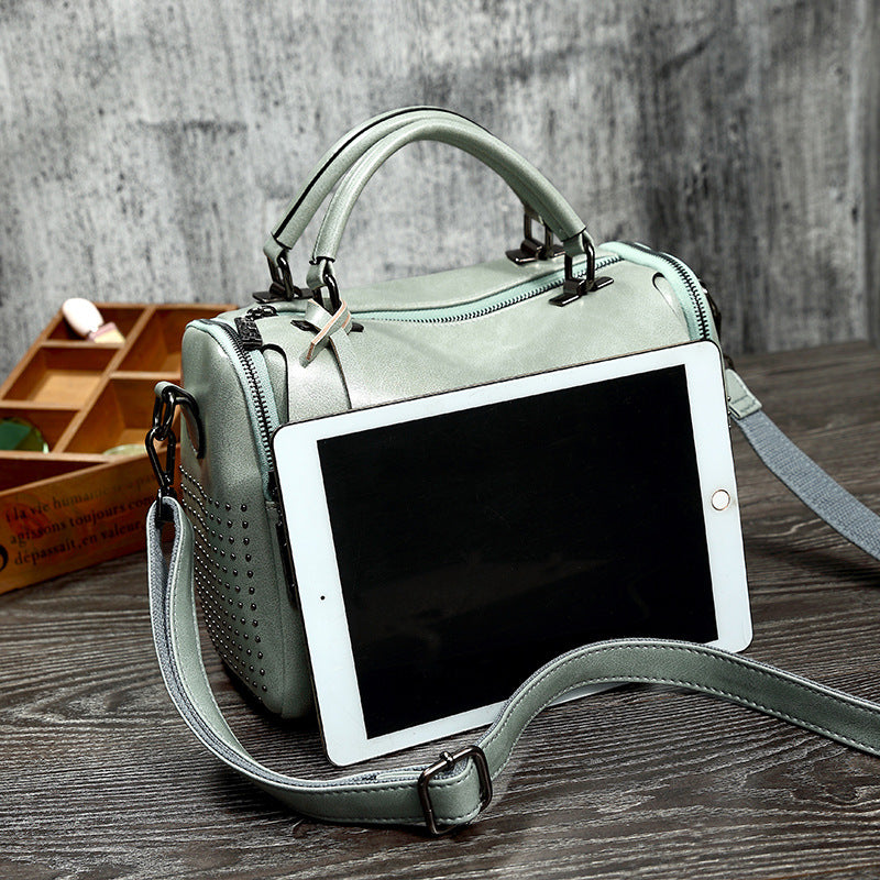 Women's Fashion Retro Oil Waxed Leather Portable Handbags
