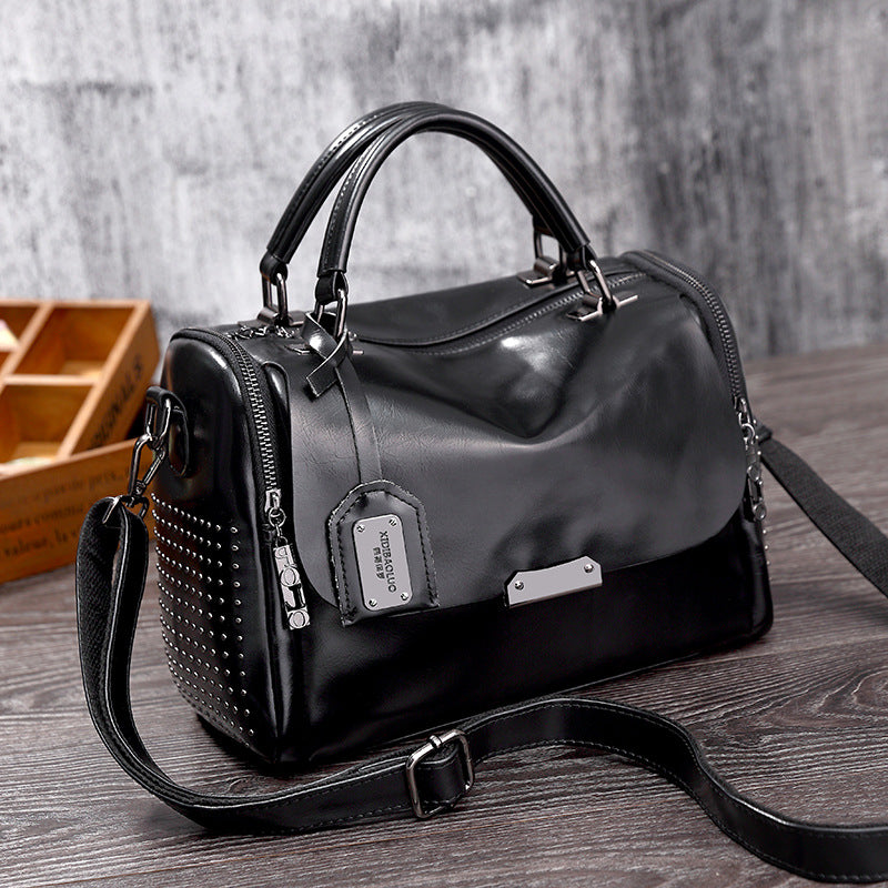 Women's Fashion Retro Oil Waxed Leather Portable Handbags