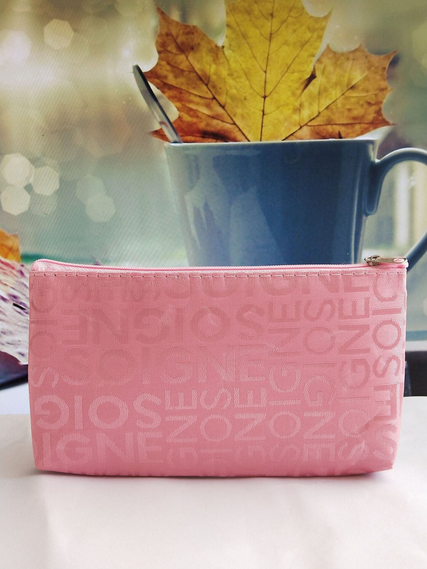 Women's Korean Leisure Letter Jacquard Horizontal Hand-held Cosmetic Bags