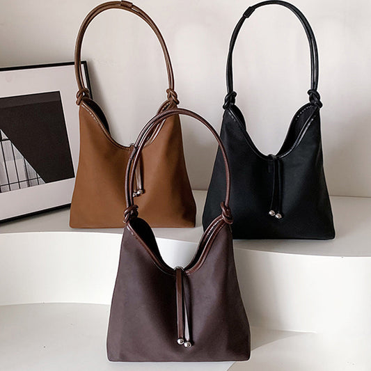 Women's Large Capacity Portable Fashion Retro Minority Shoulder Bags