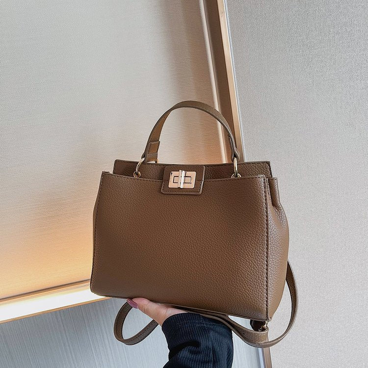 Women's Latch Trendy Good Texture Personality Handbags