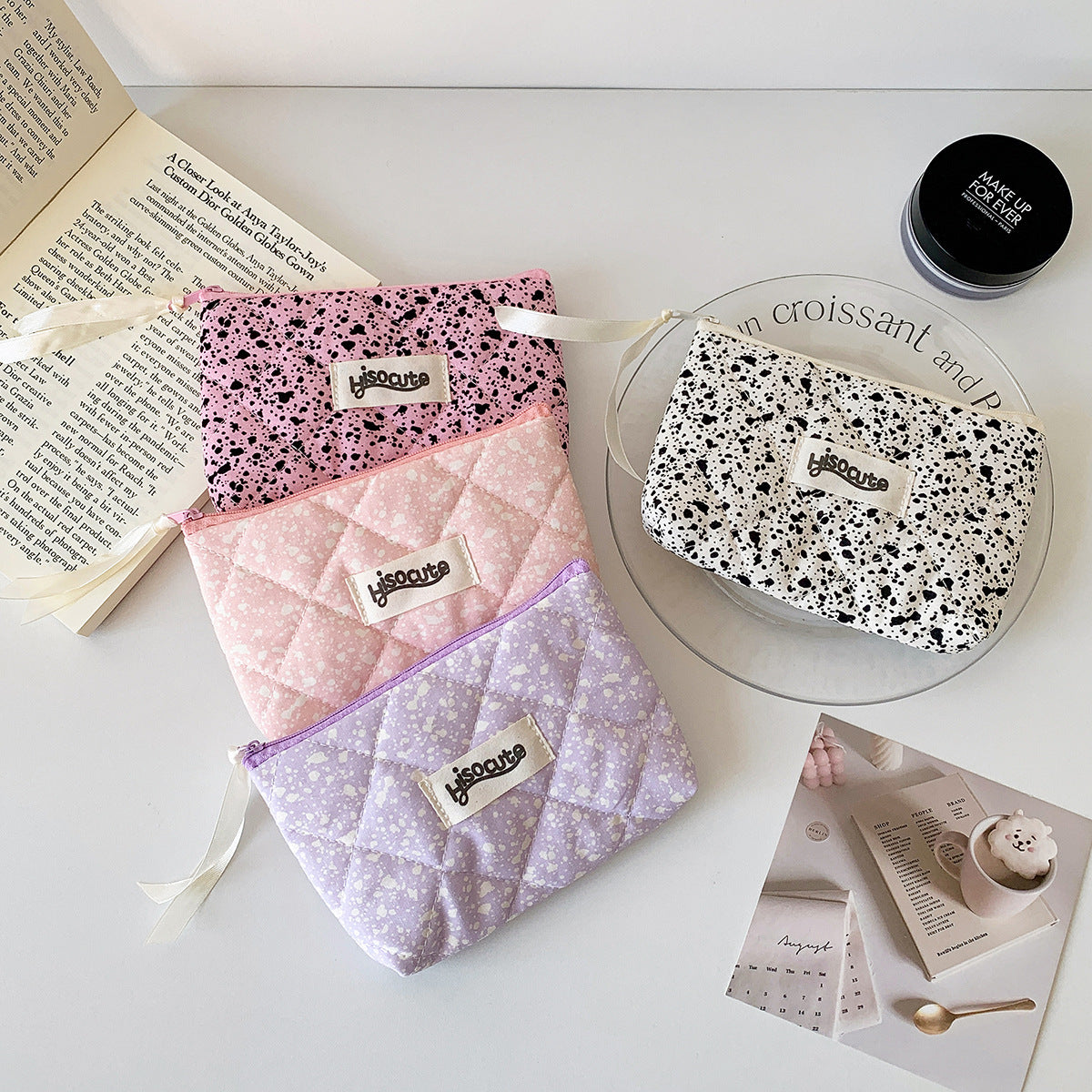 Attractive Quilted Good-looking Storage Portable Headset Makeup Bag