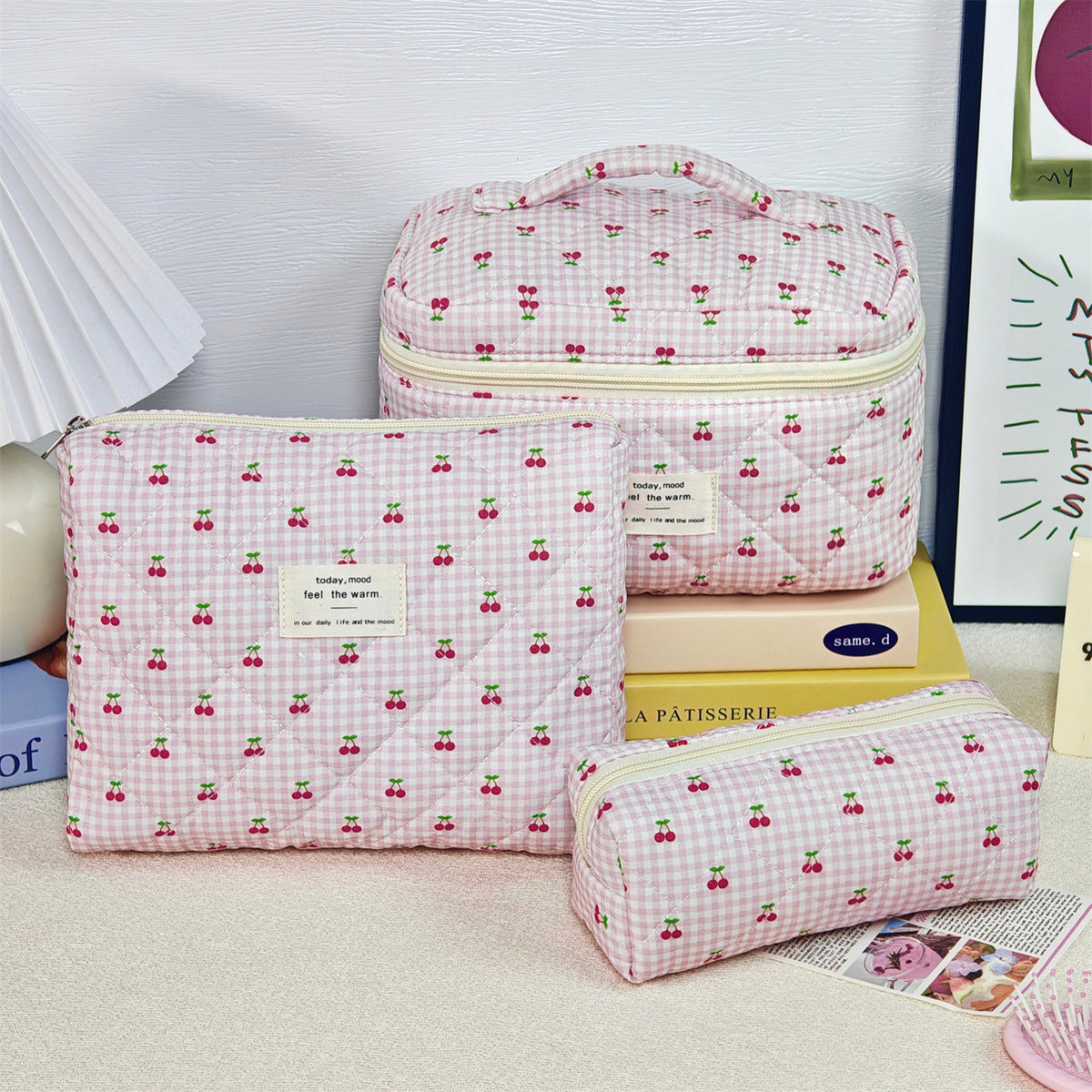 Women's Large Capacity Portable Floral Wash Quilted Cotton Pencil Makeup Bag