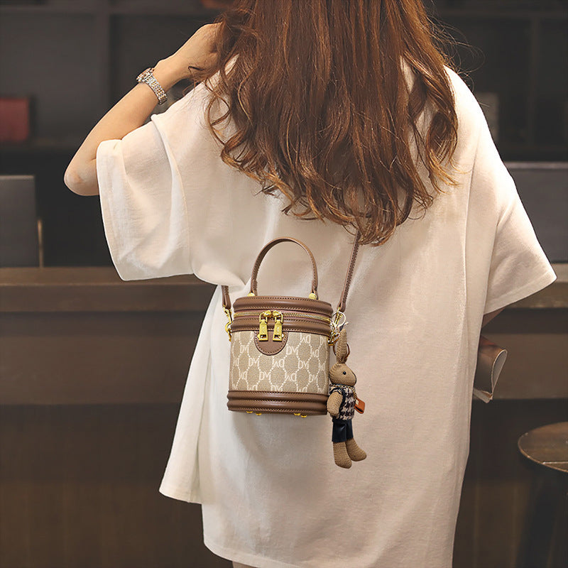 Women's Summer Niche Cylindrical Pouch High-grade Portable Women's Messenger Bag