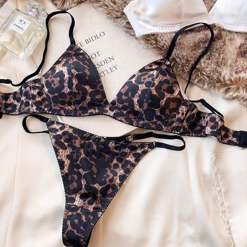French Triangle Cup Wireless Small Sexy Lingerie Sets