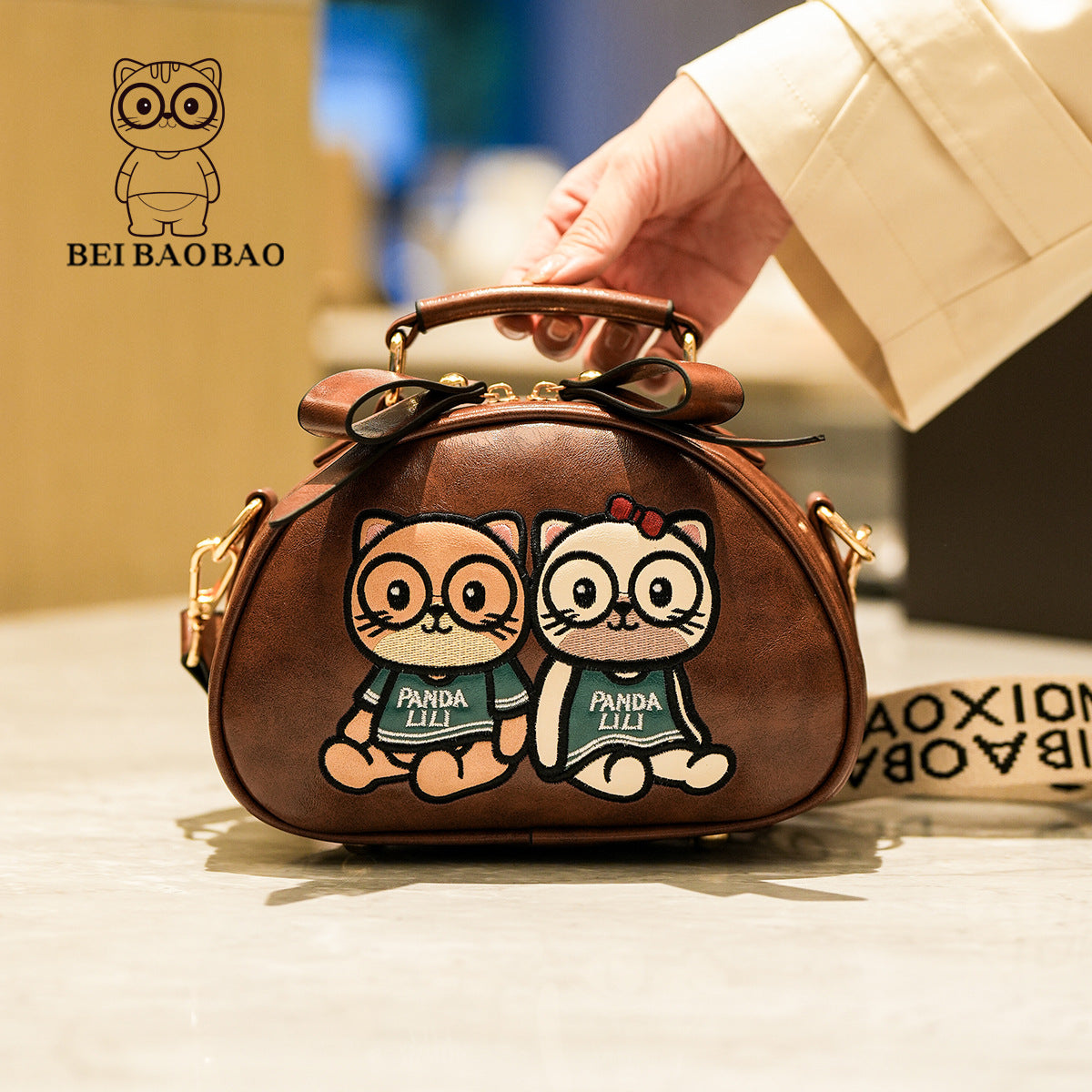 Women's Source Cartoon Bear Design Elegant Mature Women's Messenger Bag