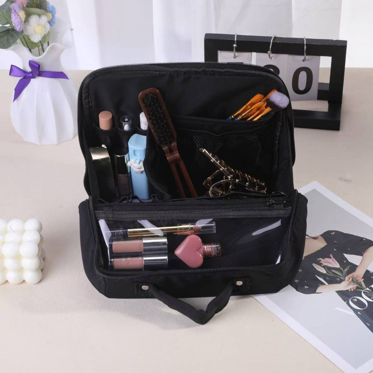 Vertical Large Capacity Quilted Foldable Wash Portable Makeup Bag