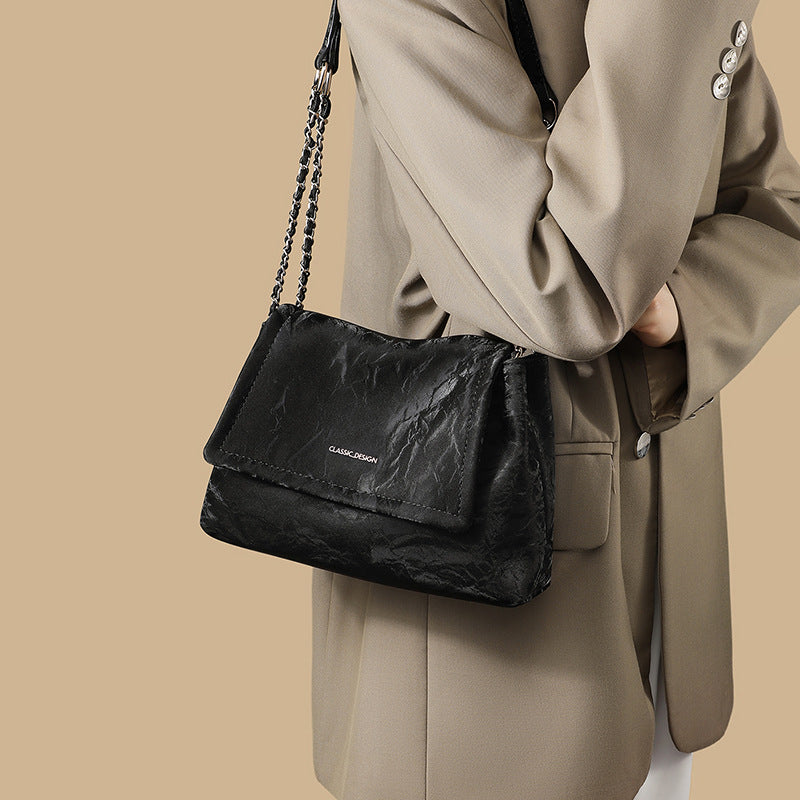 Women's Wind Black Pleated Soft Leather Simple Chain Korean Women's Messenger Bag