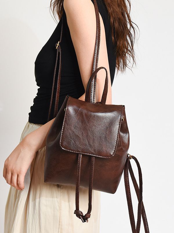 Women's Classic Style Chain Summer Oil Wax Backpacks