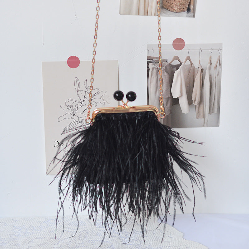 Women's Affordable Luxury Style Niche Furry Dinner Mini Ostrich Fashion Clutch Purses