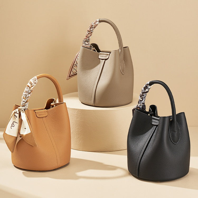 Women's High-grade Fashion Vegetable Basket Commuter Handbags