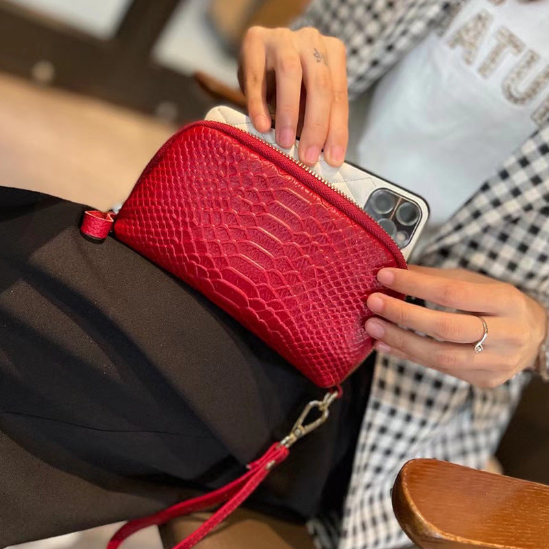 Long Clutch Female Temperament Wrist Crocodile Handbags