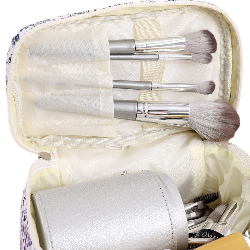 Large Capacity Wind Floral Portable Good-looking Cosmetic Bags