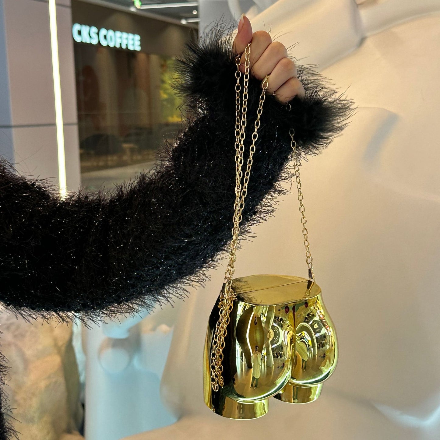 Personalized Creative Butt Design Chain Female Crossbody Bags