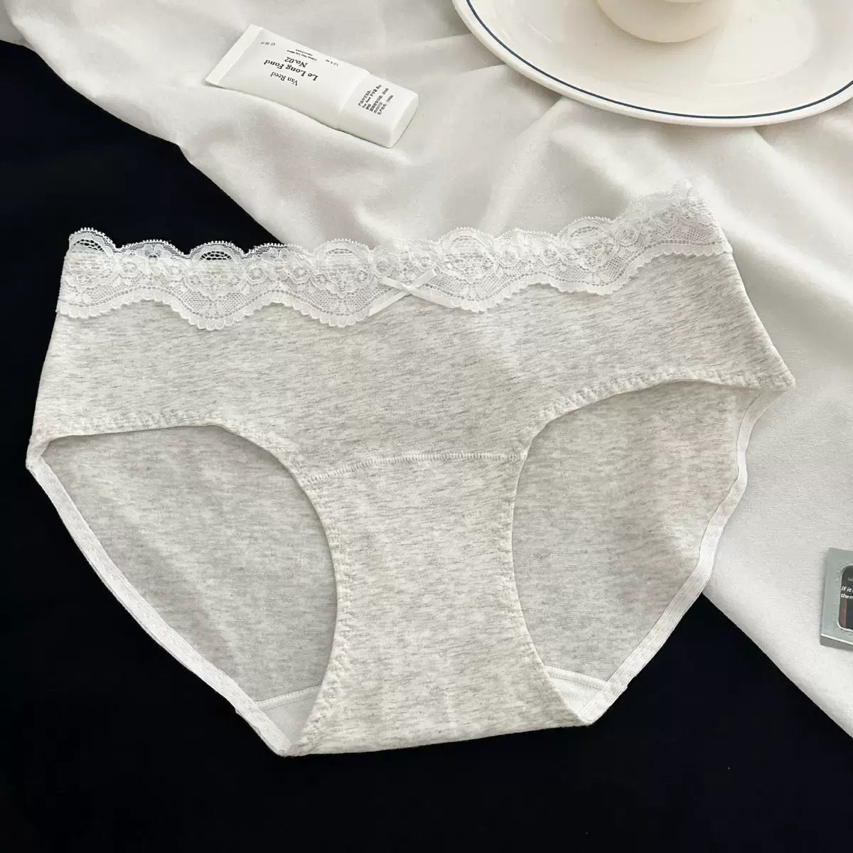Women's Cotton Underwear Lengthened Crotch Wide Brim Comfortable Breathable Panties